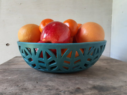 Biggie Oval Leaf Fruit Bowl