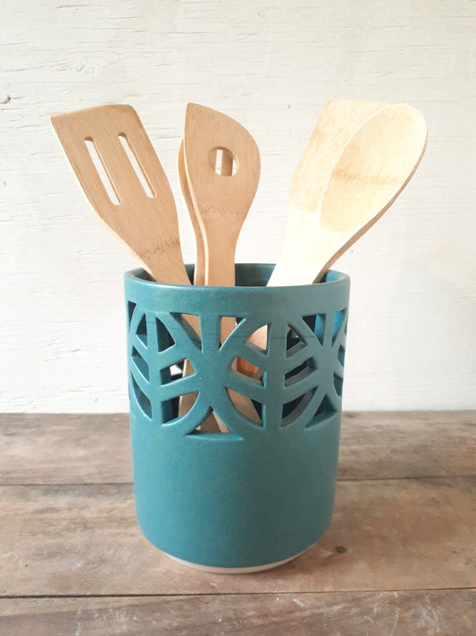 Leaf Utensil Holder