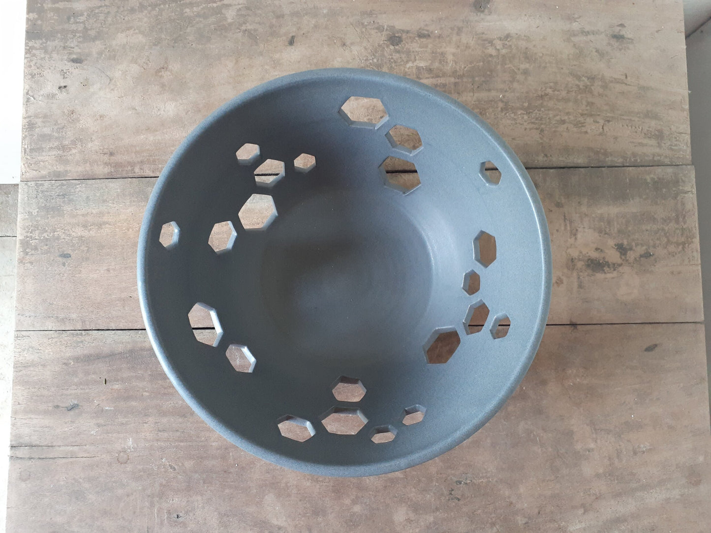 Round Hex Fruit Bowl