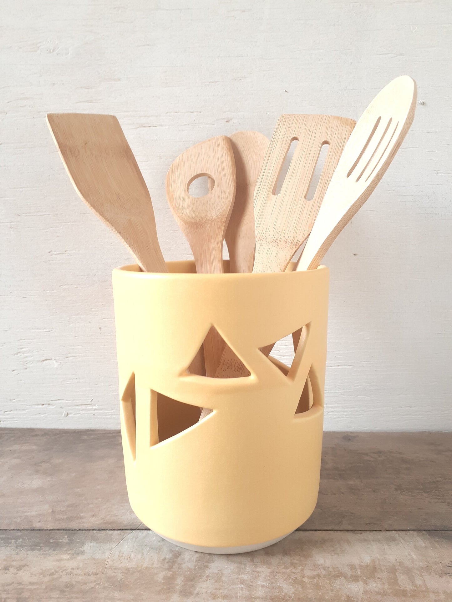 Triangle Utensil Holder